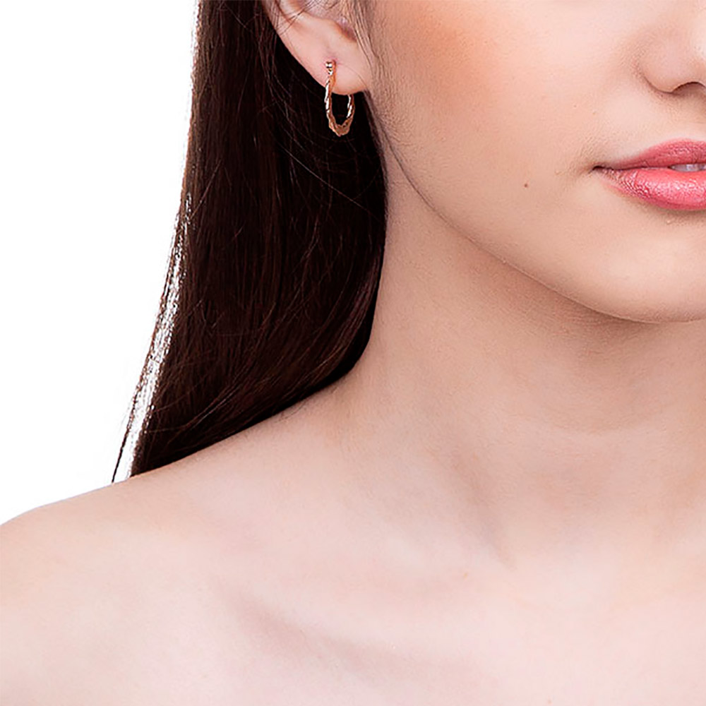 Brinco Argola Com Trabalho Liso Nas Laterais Rommanel 523822 - Imagem 3